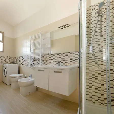Aparthotel Hanna 4*